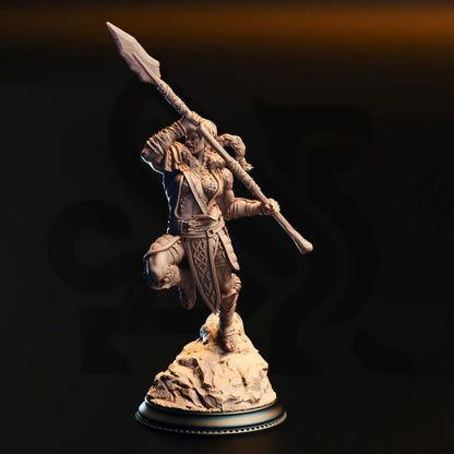 Illyria Spineshatter